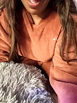 Snapshot of Jessicca_Cum chatting on 01-06-25, 04:34 Jessicca Cum online show from 01-06-25, 04:34