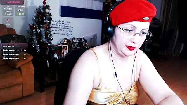 Snapshot of Imperatriza chatting on 02-25-25, 07:36 Imperatriza online show from 02-25-25, 07:36