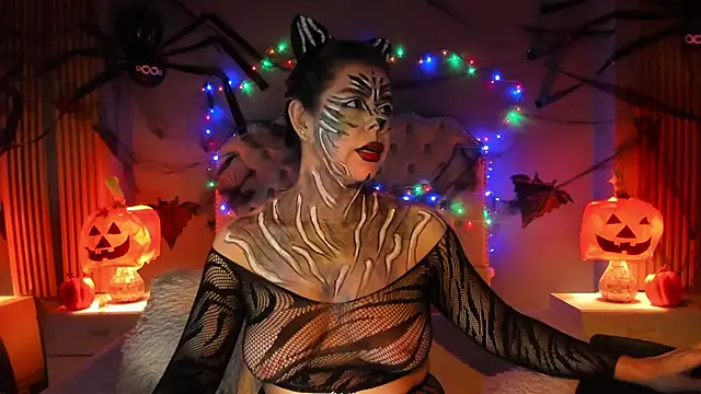 RamonaSimons online show from 10-30-25, 08:09