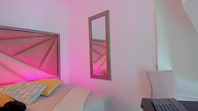 FaloonRoussel online show from 01-13-26, 06:13