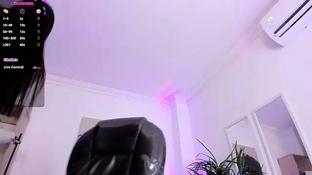 Snapshot of Aleejaa__ chatting on 01-20-25, 02:25 Aleejaa online show from 01-20-25, 02:25