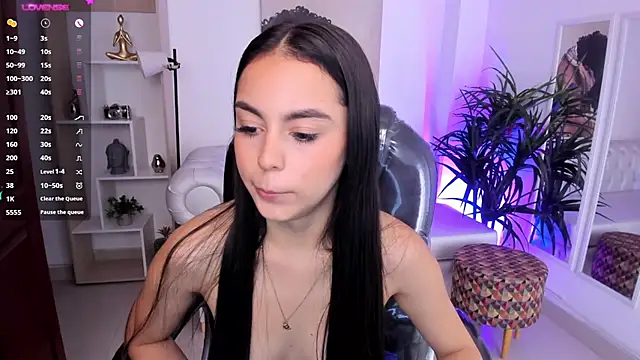 Snapshot of Aleejaa__ chatting on 01-21-25, 02:26 Aleejaa online show from 01-21-25, 02:26