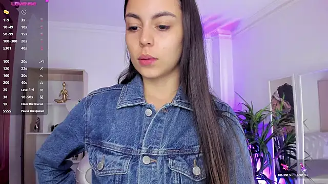 Snapshot of Aleejaa__ chatting on 02-11-25, 11:21 Aleejaa online show from 02-11-25, 11:21