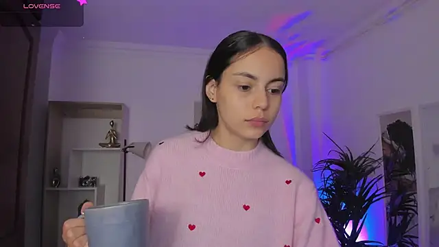 Snapshot of Aleejaa__ chatting on 03-20-25, 11:27 Aleejaa online show from 03-20-25, 11:27
