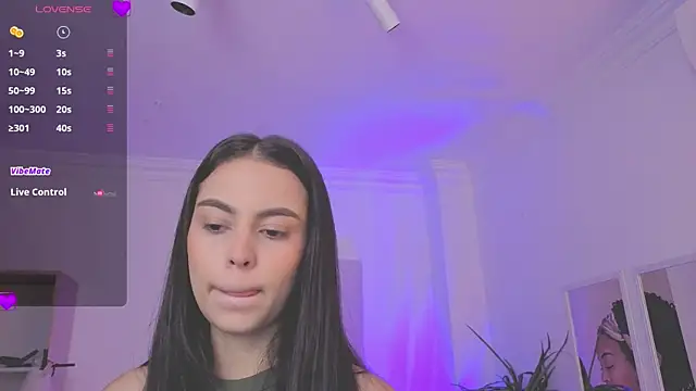 Aleejaa   online show from 11-08-25, 11:21