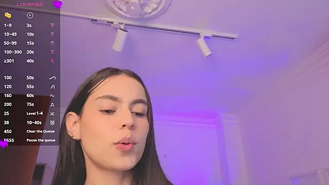 Aleejaa   online show from 04-05-26, 11:29