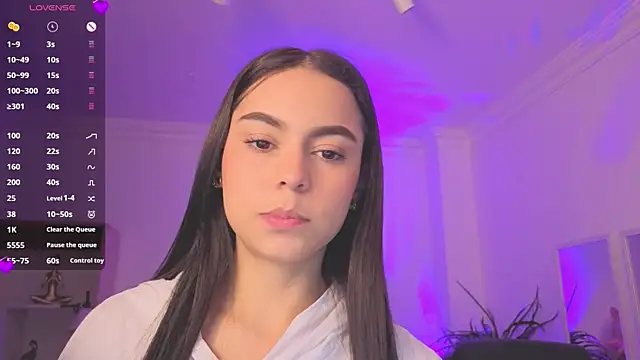 Snapshot of Aleejaa__ chatting on 07-20-26, 11:12 Aleejaa online show from 07-20-26, 11:12