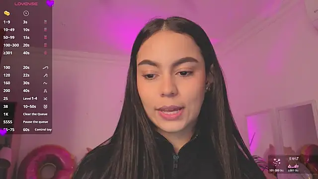 Snapshot of Aleejaa__ chatting on 07-21-26, 11:12 Aleejaa online show from 07-21-26, 11:12