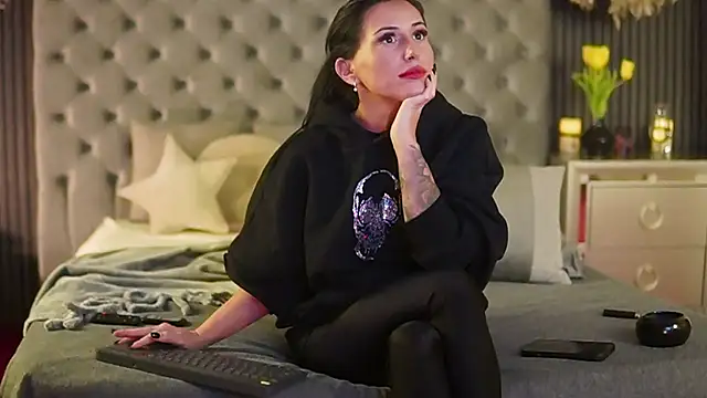 AmelyNoir online show from 01-20-25, 12:36