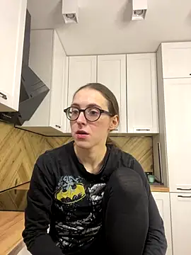 MartiniiSelenna online show from 10-19-25, 05:41