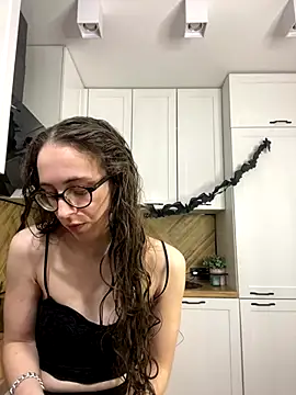 MartiniiSelenna online show from 10-29-25, 06:59