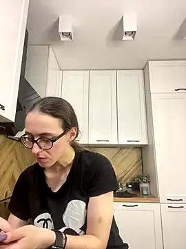 MartiniiSelenna online show from 11-08-25, 06:46