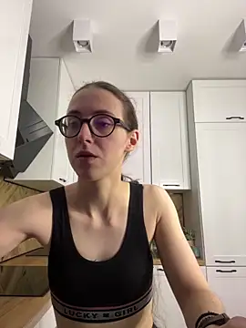 MartiniiSelenna online show from 11-25-25, 06:46