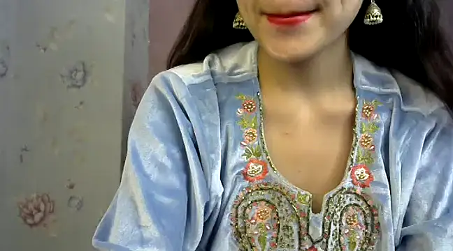 Snapshot of binisa_45 chatting on 01-04-25, 10:49 binisa 45 online show from 01-04-25, 10:49