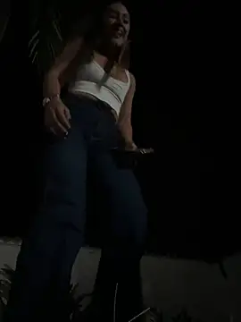 Snapshot of Rose-euphoria chatting on 01-27-25, 02:31 Rose-euphoria online show from 01-27-25, 02:31