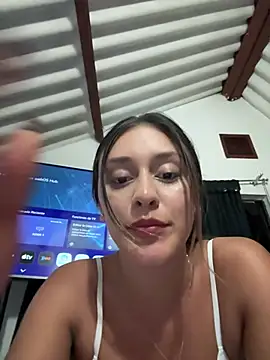 Snapshot of Rose-euphoria chatting on 02-23-25, 02:07 Rose-euphoria online show from 02-23-25, 02:07