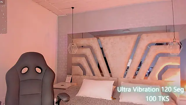 AngelineHeet online show from 09-26-25, 03:32