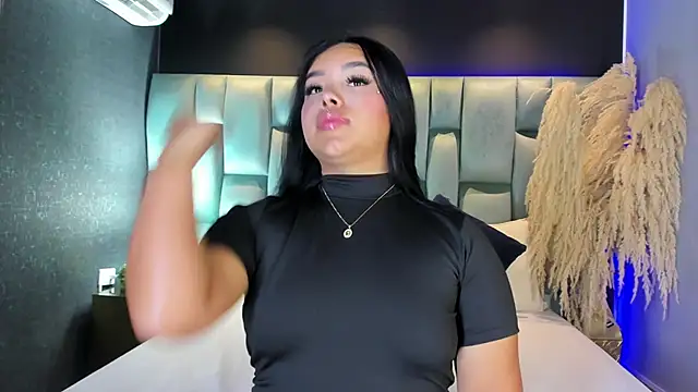 MarianaGarciaa   online show from 04-16-26, 07:25