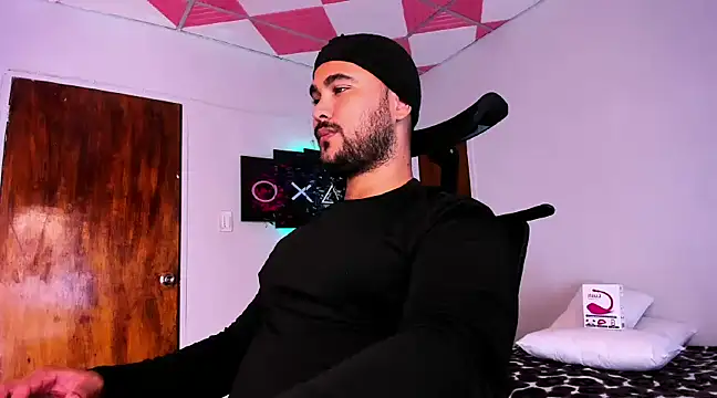 Sebas-hott online show from 12-24-24, 02:21