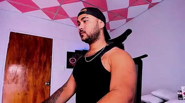 Sebas-hott online show from 01-18-25, 09:45