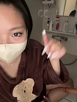 Snapshot of Rei1216xo chatting on 01-18-25, 04:42 Rei1216xo online show from 01-18-25, 04:42