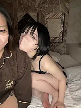 Snapshot of Rei1216xo chatting on 02-15-25, 09:49 Rei1216xo online show from 02-15-25, 09:49