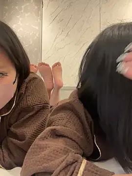 Snapshot of Rei1216xo chatting on 03-01-25, 05:09 Rei1216xo online show from 03-01-25, 05:09