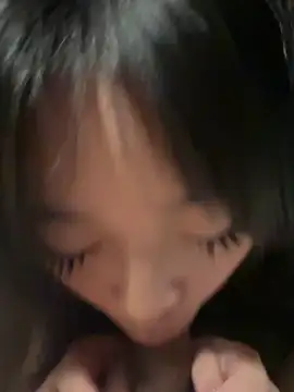 Snapshot of Rei1216xo chatting on 03-09-25, 07:34 Rei1216xo online show from 03-09-25, 07:34