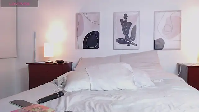 Snapshot of Lucy_joi chatting on 02-25-25, 05:52 Lucy joi online show from 02-25-25, 05:52