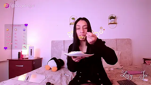 Snapshot of Lucy_joi chatting on 11-22-25, 02:54 Lucy joi online show from 11-22-25, 02:54