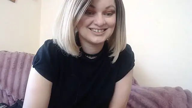 Snapshot of YourSweetJam chatting on 03-05-26, 07:48 YourSweetJam online show from 03-05-26, 07:48