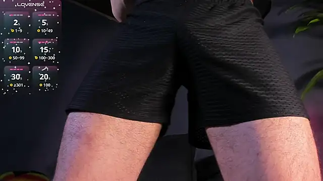 Snapshot of Angel_Snowhotxxx chatting on 03-08-26, 05:11 Angel Snowhotxxx online show from 03-08-26, 05:11