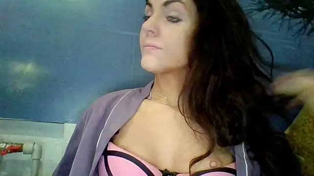 Snapshot of AliceTailor chatting on 06-29-26, 09:26 AliceTailor online show from 06-29-26, 09:26