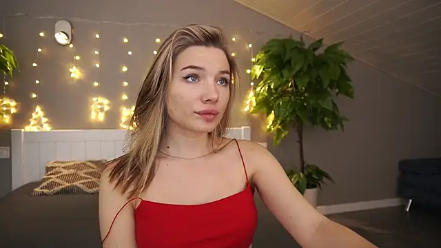 IceDanielles online show from 12-31-24, 02:03