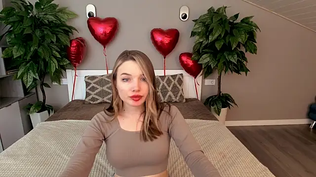 IceDanielles online show from 02-13-25, 02:20