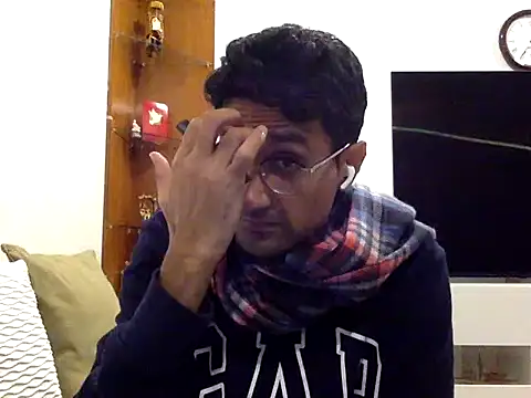 Carmelia10 online show from 01-15-25, 12:30