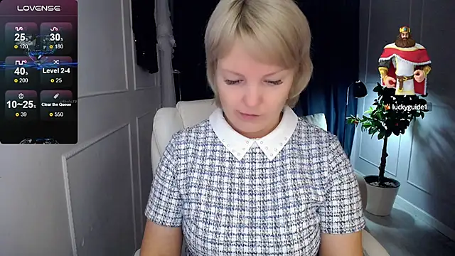 Snapshot of Juarnea chatting on 02-03-25, 01:51 Juarnea online show from 02-03-25, 01:51