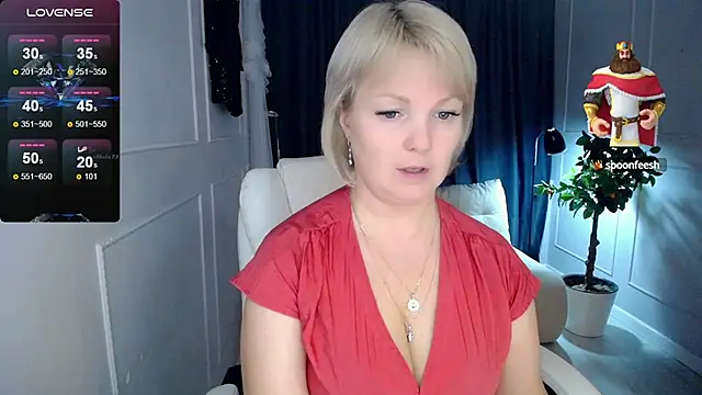 Snapshot of Juarnea chatting on 02-06-25, 04:36 Juarnea online show from 02-06-25, 04:36