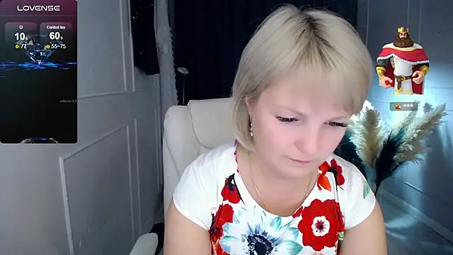 Snapshot of Juarnea chatting on 02-13-25, 04:28 Juarnea online show from 02-13-25, 04:28