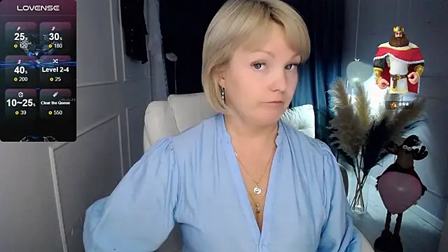 Snapshot of Juarnea chatting on 02-17-25, 07:21 Juarnea online show from 02-17-25, 07:21