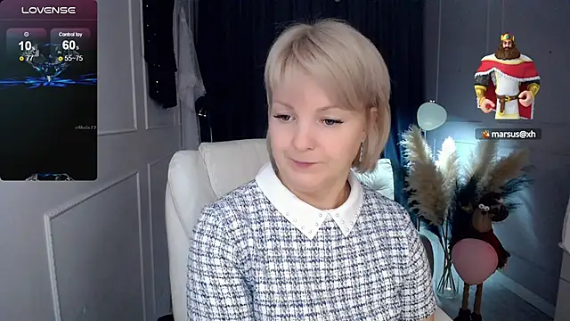 Snapshot of Juarnea chatting on 03-05-25, 04:35 Juarnea online show from 03-05-25, 04:35