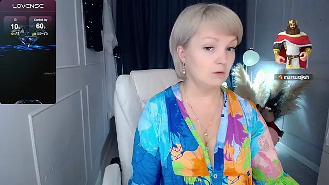 Snapshot of Juarnea chatting on 03-11-25, 02:18 Juarnea online show from 03-11-25, 02:18