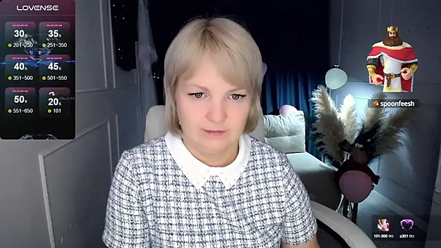 Snapshot of Juarnea chatting on 03-13-25, 08:32 Juarnea online show from 03-13-25, 08:32