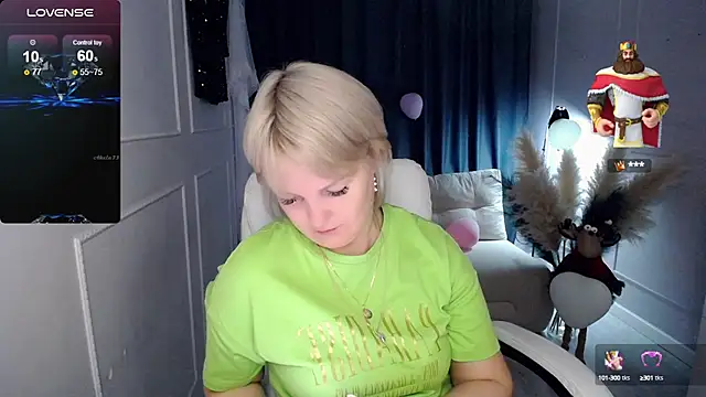 Snapshot of Juarnea chatting on 03-21-25, 08:29 Juarnea online show from 03-21-25, 08:29