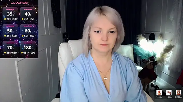 Snapshot of Juarnea chatting on 01-09-26, 01:03 Juarnea online show from 01-09-26, 01:03