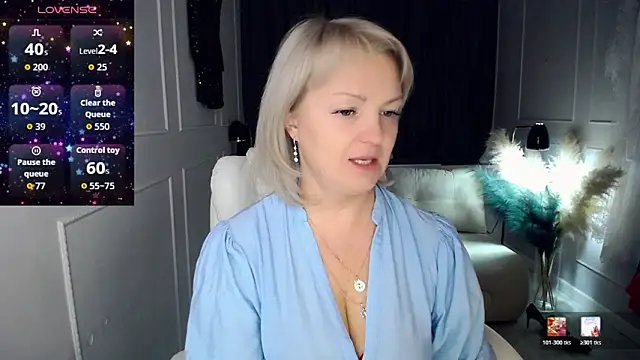 Snapshot of Juarnea chatting on 02-12-26, 11:16 Juarnea online show from 02-12-26, 11:16