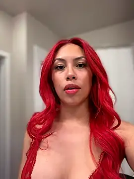 Snapshot of shaarebaare chatting on 01-15-26, 01:32 shaarebaare online show from 01-15-26, 01:32