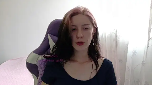 sunshine girl9 online show from 03-26-26, 07:41