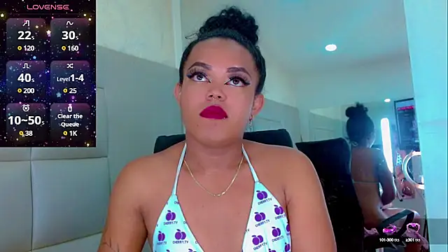 KayleighDreams  online show from 03-08-25, 12:52