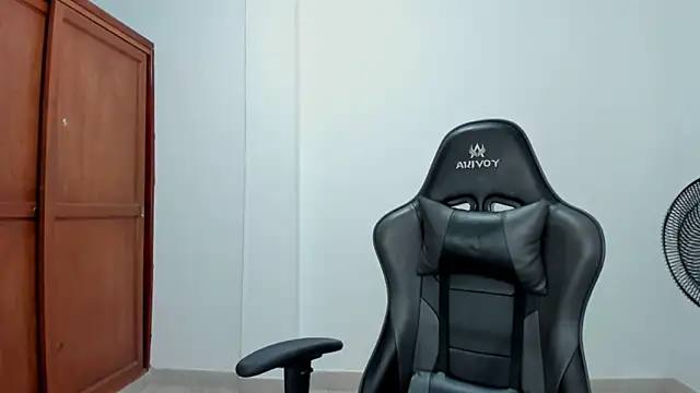 avellanatammy online show from 11-21-25, 03:16